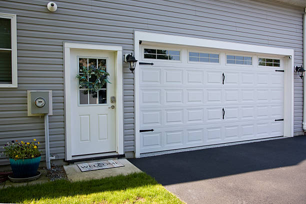 24/7 Emergency Garage Door Panel Replacement experts in Schuyler County County, NY